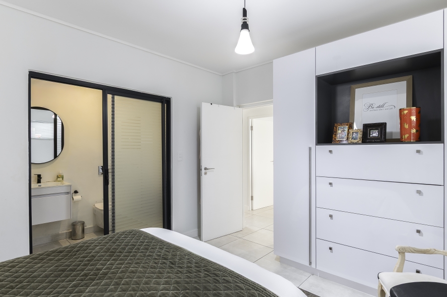 2 Bedroom Property for Sale in Paardevlei Western Cape